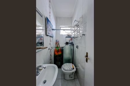 Casa à venda com 227m², 2 quartos e 2 vagasBanheiro