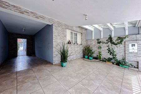 Casa à venda com 227m², 2 quartos e 2 vagasGaragem