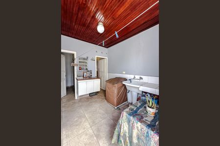 Casa à venda com 227m², 2 quartos e 2 vagasÁrea de Serviço