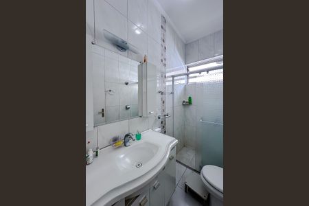 Casa à venda com 227m², 2 quartos e 2 vagasBanheiro 2