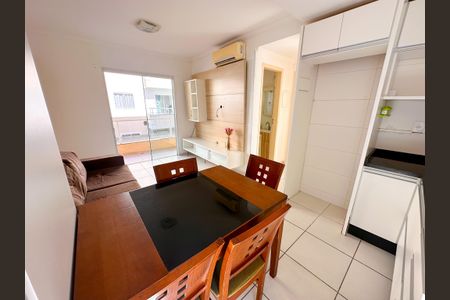 Sala de Jantar de apartamento para alugar com 2 quartos, 48m² em Ingleses do Rio Vermelho, Florianópolis