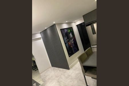 Apartamento à venda com 76m², 2 quartos e 2 vagasFoto 02