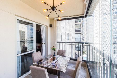 Varanda gourmet de apartamento à venda com 2 quartos, 76m² em Jardim Tupanci, Barueri