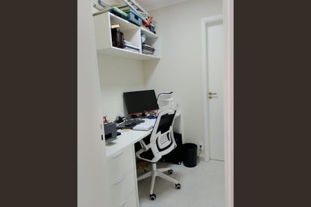 Apartamento à venda com 100m², 4 quartos e 2 vagasQUARTO