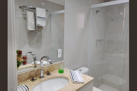 Apartamento à venda com 100m², 4 quartos e 2 vagasBANHEIRO