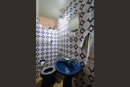 Casa à venda com 330m², 4 quartos e 3 vagasBanheiro Social 2