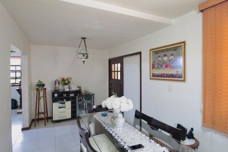 Casa à venda com 330m², 4 quartos e 3 vagasSala de Jantar