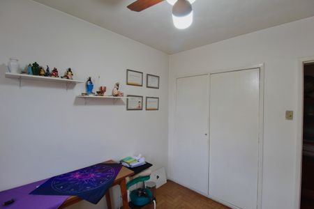 Casa à venda com 330m², 4 quartos e 3 vagasQuarto 2