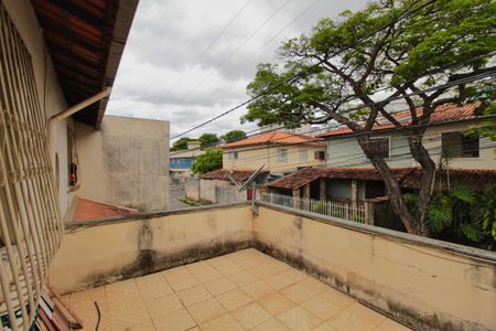 Casa à venda com 330m², 4 quartos e 3 vagasVaranda da Suite