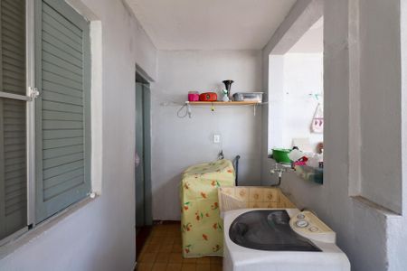 Casa para alugar com 150m², 2 quartos e 1 vagaÁrea de Serviço 