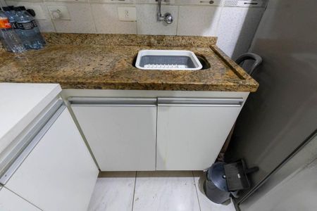 Apartamento à venda com 48m², 1 quarto e sem vaga Apartamento à venda com 48m², 1 quarto e sem vagaCozinha