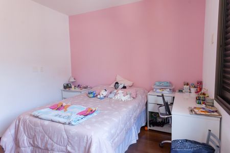 Apartamento à venda com 180m², 4 quartos e 3 vagas Apartamento à venda com 180m², 4 quartos e 3 vagassuite 1