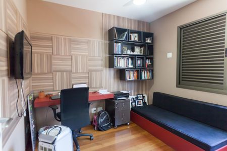 Apartamento à venda com 180m², 4 quartos e 3 vagas Apartamento à venda com 180m², 4 quartos e 3 vagasquarto 2