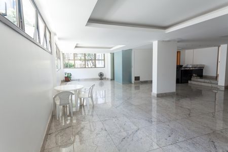 Apartamento à venda com 180m², 4 quartos e 3 vagas Apartamento à venda com 180m², 4 quartos e 3 vagasÁrea comum - Salão de festas