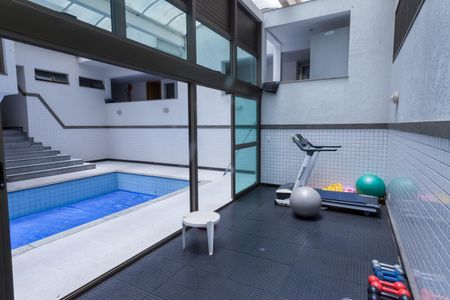 Apartamento à venda com 180m², 4 quartos e 3 vagas Apartamento à venda com 180m², 4 quartos e 3 vagasAcademia