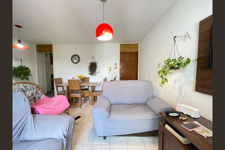 Apartamento à venda com 70m², 3 quartos e 1 vagaSala