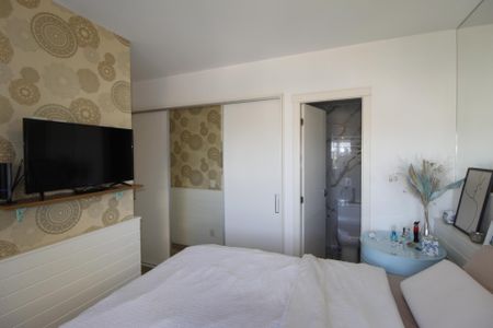 Apartamento à venda com 65m², 2 quartos e 1 vagaSuíte 1