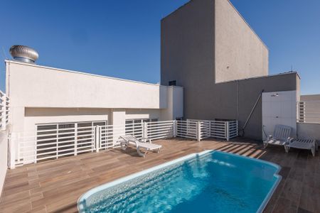 Apartamento para alugar com 75m², 2 quartos e 1 vaga Apartamento para alugar com 75m², 2 quartos e 1 vagaÁrea comum - Piscina