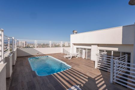 Apartamento para alugar com 75m², 2 quartos e 1 vaga Apartamento para alugar com 75m², 2 quartos e 1 vagaÁrea comum - Piscina