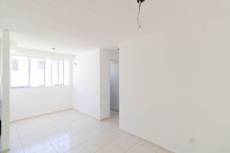 Apartamento para alugar com 42m², 2 quartos e sem vaga Apartamento para alugar com 42m², 2 quartos e sem vagaSala