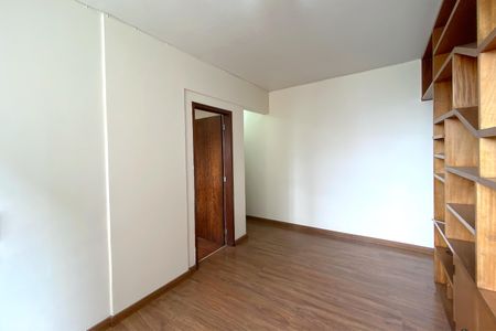 Sala de apartamento à venda com 1 quarto, 39m² em Lourdes, Belo Horizonte