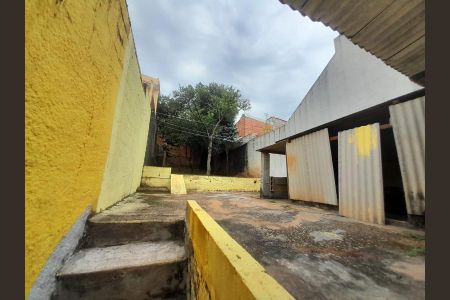 Casa à venda com 156m², 2 quartos e 3 vagas Casa à venda com 156m², 2 quartos e 3 vagasFoto 05