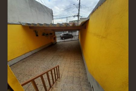 Foto 01 de casa à venda com 2 quartos, 156m² em Veloso, Osasco