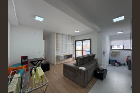Sala de apartamento para alugar com 3 quartos, 86m² em Vila Gilda, Santo André