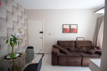 Sala  de apartamento para alugar com 2 quartos, 50m² em Jardim Simus, Sorocaba