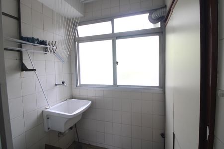 Apartamento para alugar com 75m², 3 quartos e 1 vagaÁrea de Serviço