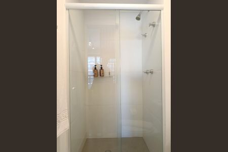 Apartamento para alugar com 21m², 1 quarto e sem vaga Apartamento para alugar com 21m², 1 quarto e sem vagaEstúdio - banheiro