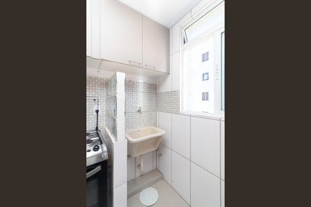 Área de Serviço de apartamento para alugar com 2 quartos, 64m² em Santo Antônio, Porto Alegre