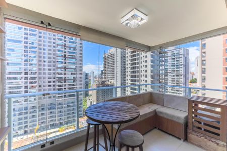 Varanda de kitnet/studio para alugar com 1 quarto, 45m² em Vila Mariana, São Paulo