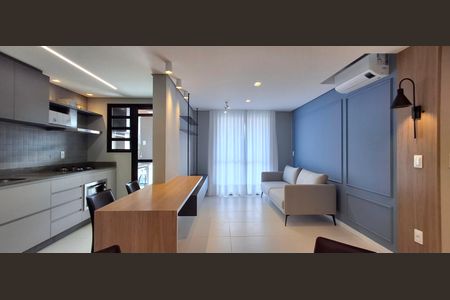 Sala de apartamento para alugar com 1 quarto, 74m² em Barreiros, São José