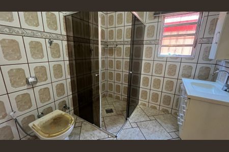 Casa para alugar com 200m², 3 quartos e 2 vagas Casa para alugar com 200m², 3 quartos e 2 vagasBanheiro Social