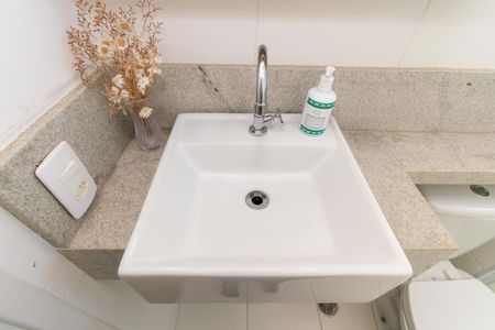 Apartamento para alugar com 45m², 2 quartos e 1 vaga Apartamento para alugar com 45m², 2 quartos e 1 vagaBanheiro