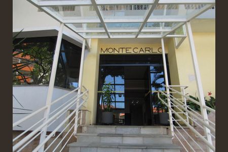 Apartamento para alugar com 70m², 3 quartos e 1 vagaFachada do Bloco