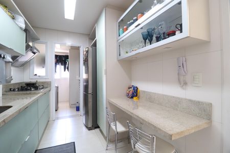 Apartamento para alugar com 114m², 2 quartos e 2 vagasCozinha