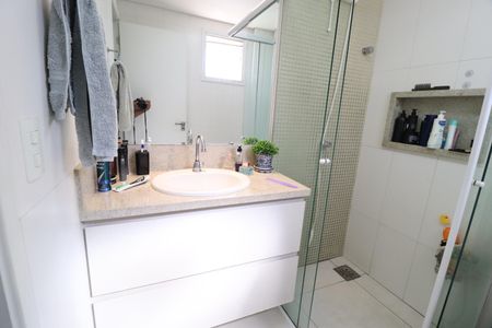 Apartamento para alugar com 114m², 2 quartos e 2 vagasBanheiro Suíte