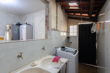 Casa à venda com 440m², 5 quartos e 2 vagasÁrea de Serviço