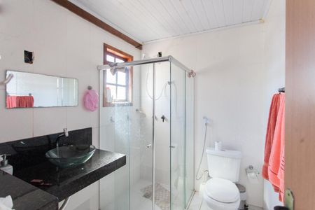 Casa à venda com 440m², 5 quartos e 2 vagasBanheiro da Suíte 2