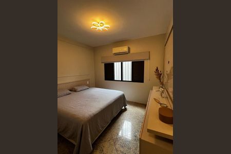 Foto 02 de casa à venda com 4 quartos, 354m² em Centro, Osasco