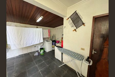 Casa à venda com 138m², 3 quartos e 3 vagas Casa à venda com 138m², 3 quartos e 3 vagasFoto 08