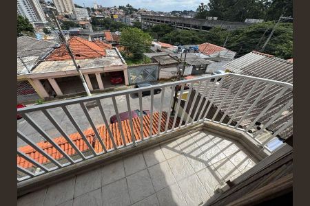 Casa à venda com 138m², 3 quartos e 3 vagas Casa à venda com 138m², 3 quartos e 3 vagasFoto 16