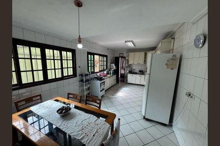 Foto 01 de casa à venda com 3 quartos, 138m² em Jardim D’abril, Osasco