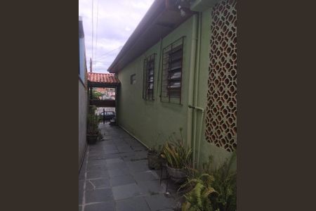 Foto 01 de casa à venda com 2 quartos, 272m² em Vila Osasco, Osasco