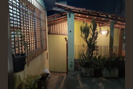 Foto 05 de casa à venda com 2 quartos, 272m² em Vila Osasco, Osasco