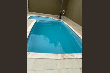 Casa à venda com 476m², 4 quartos e 6 vagas Casa à venda com 476m², 4 quartos e 6 vagasFoto 24