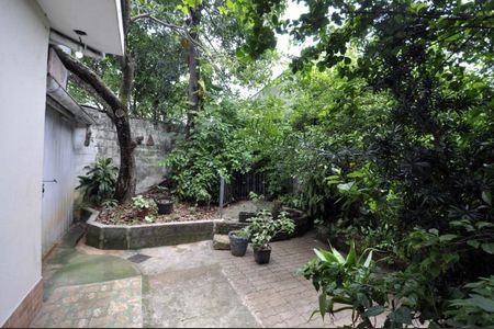 Casa à venda com 359m², 7 quartos e 3 vagas Casa à venda com 359m², 7 quartos e 3 vagasFoto 53