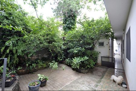 Casa à venda com 359m², 7 quartos e 3 vagas Casa à venda com 359m², 7 quartos e 3 vagasFoto 50